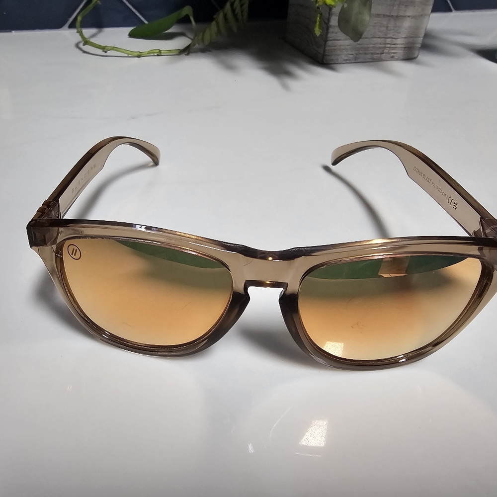Rose Gold Blenders Sunglasses